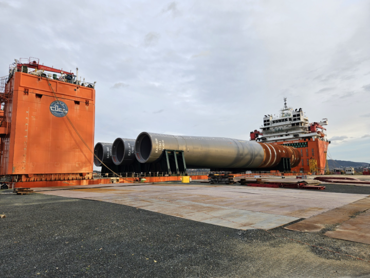 Navantia и Windar завершили производство монопалов для морской ветроэлектростанции East Anglia THREE