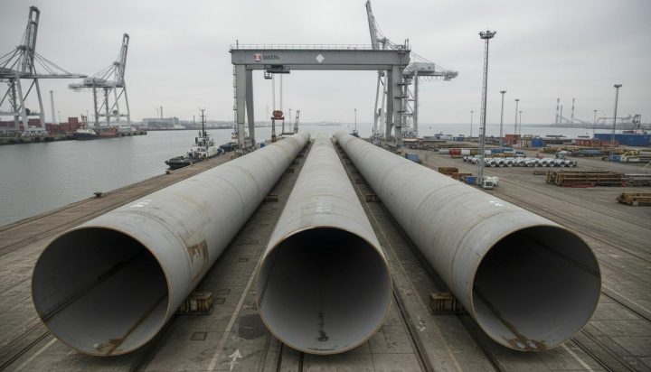 Первые моносваи для ветропарка Hornsea 3 прибыли в порт Тисворкс