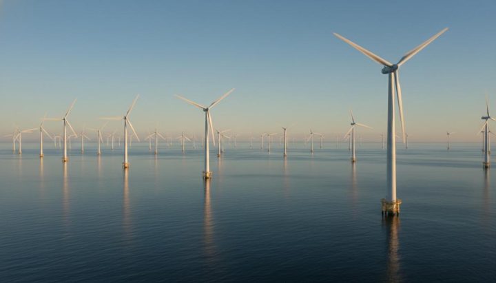 Во Франции завершено строительство морской ветроэлектростанции EMYN