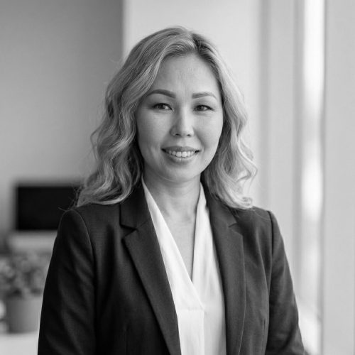 Айнур Женисова